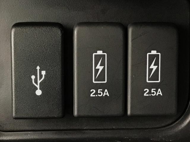 Ｎ－ＢＯＸカスタム Ｇ・Ｌターボホンダセンシング　ＬＥＤ・４ＷＤ・フルセグ・メモリナビ・ＤＶＤ・バックカメラ・純正ＡＷ・ＥＴＣ（10枚目）