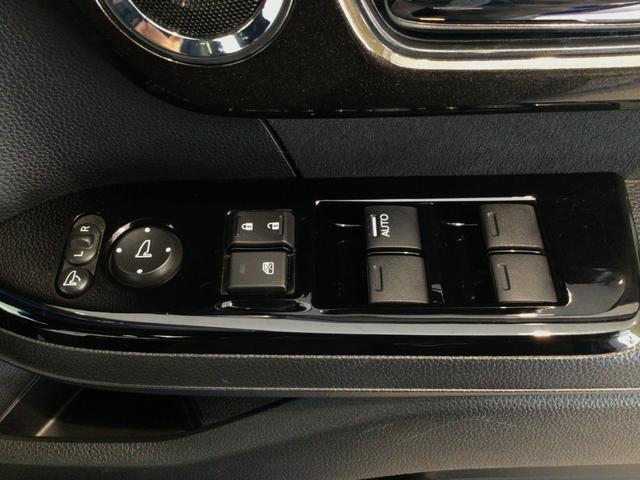 Ｎ－ＢＯＸカスタム Ｇ・Ｌターボホンダセンシング　ＬＥＤ・４ＷＤ・フルセグ・メモリナビ・ＤＶＤ・バックカメラ・純正ＡＷ・ＥＴＣ（27枚目）