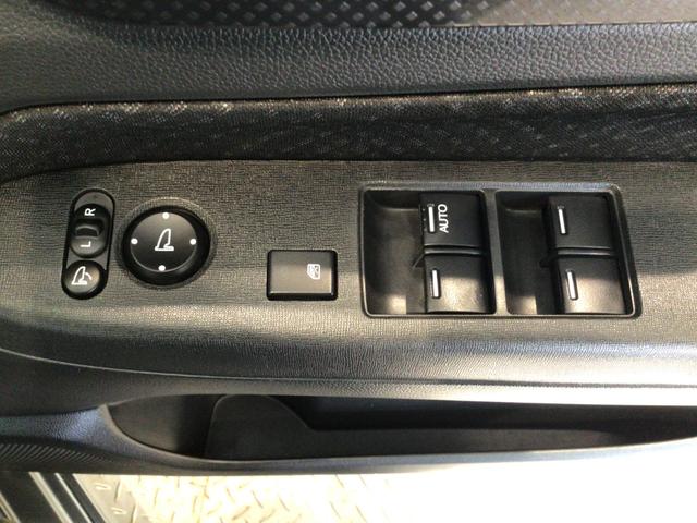 N-WGNカスタム GSSパッケージ HID・ワンセグ・メモリナビ・CD・バックカメラ・純正AW・ETC(26枚目)