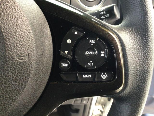Ｎ－ＢＯＸカスタム Ｇ・Ｌホンダセンシング　ＨＩＤ・メモリナビ・ＣＤ・バックカメラ・純正ＡＷ・ＥＴＣ・ＥＣＯＮスイッチ（5枚目）
