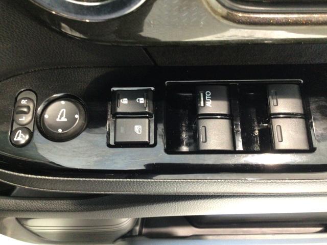 Ｎ－ＢＯＸカスタム Ｇ・Ｌホンダセンシング　ＨＩＤ・メモリナビ・ＣＤ・バックカメラ・純正ＡＷ・ＥＴＣ・ＥＣＯＮスイッチ（27枚目）