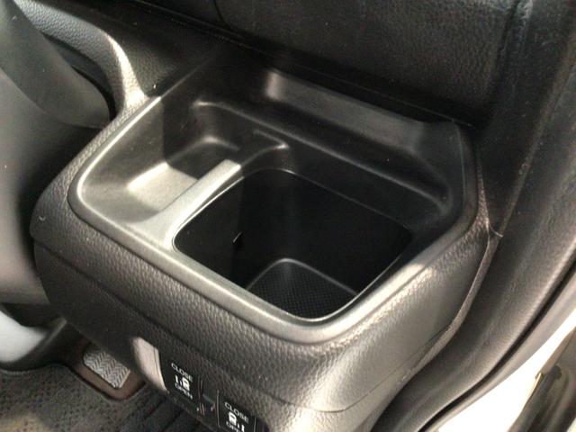Ｎ－ＢＯＸカスタム Ｇ・Ｌホンダセンシング　ＨＩＤ・メモリナビ・ＣＤ・バックカメラ・純正ＡＷ・ＥＴＣ・ＥＣＯＮスイッチ（36枚目）