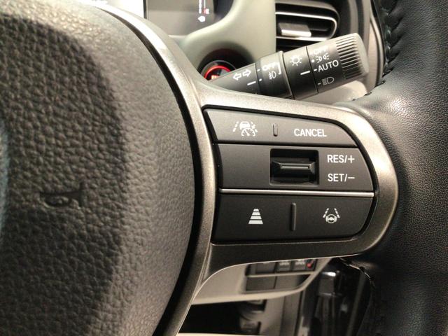 フリード クロスター　デモカーＵＰ・ＬＥＤ・フルセグ・純正ＡＷ・ホンダＣＯＮＮＥＣＴ・ＥＴＣ（5枚目）