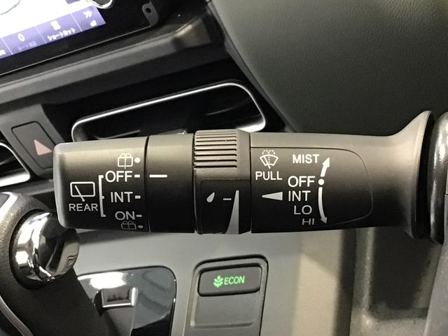 フリード クロスター　デモカーＵＰ・ＬＥＤ・フルセグ・純正ＡＷ・ホンダＣＯＮＮＥＣＴ・ＥＴＣ（31枚目）