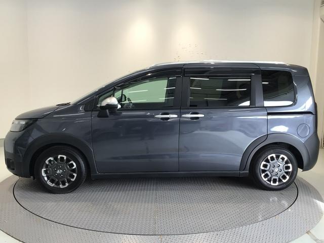 フリード クロスター　デモカーＵＰ・ＬＥＤ・フルセグ・純正ＡＷ・ホンダＣＯＮＮＥＣＴ・ＥＴＣ（40枚目）