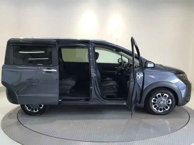 フリード クロスター　デモカーＵＰ・ＬＥＤ・フルセグ・純正ＡＷ・ホンダＣＯＮＮＥＣＴ・ＥＴＣ（43枚目）