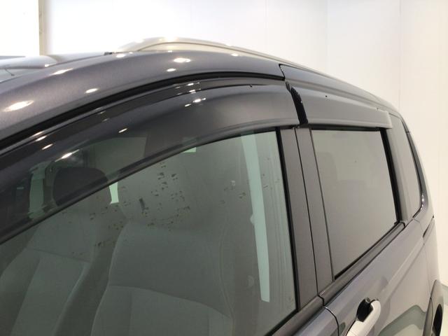 フリード クロスター　デモカーＵＰ・ＬＥＤ・フルセグ・純正ＡＷ・ホンダＣＯＮＮＥＣＴ・ＥＴＣ（52枚目）