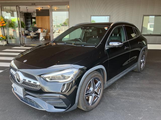 GLA200d 4マチック パノラマルーフ/純正ドライブレコーダー/アラウンドビューモニター/LEDヘッドライト/カーボンインテリアトリム/ETC2.0/ワイヤレススマホ充電(3枚目)