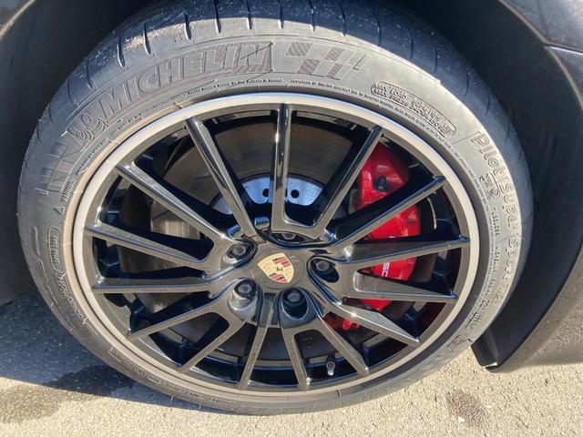 GTS 左ハンドル/スポーツクロノPKG/純正20AW/レーダー探知機/ドラレコ/サンルーフ/Bluetooth/純正電動リアウィング/エアサスペンション/スポーツエグゾースト切替/全席シートヒーター(15枚目)