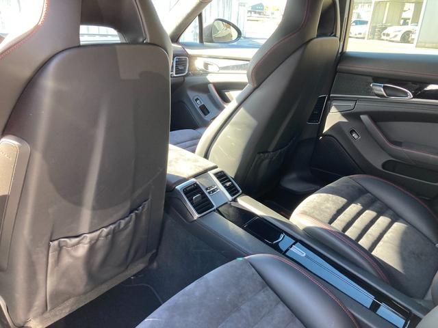 GTS 左ハンドル/スポーツクロノPKG/純正20AW/レーダー探知機/ドラレコ/サンルーフ/Bluetooth/純正電動リアウィング/エアサスペンション/スポーツエグゾースト切替/全席シートヒーター(37枚目)