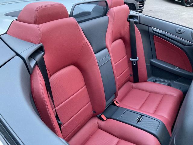 E250カブリオレ E250カブリオレ(4名)/赤革シート/全周囲カメラ/前席シートヒーター/クリアランスソナー(22枚目)