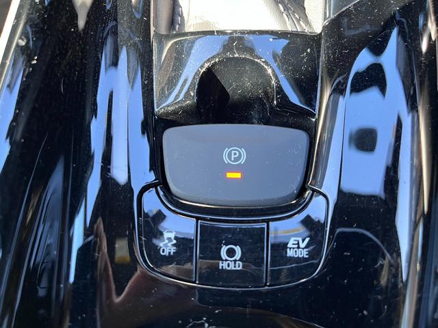 Ｃ－ＨＲ Ｇ　モード　ネロ　セーフティプラスＩＩＩ　ハーフレザー・全方位カメラ・純正ナビ・前席ヒートシーター・運転席ランバーサポート・ＥＴＣ・セーフティセンス・ブラインドスポットモニター・ＬＥＤライト・オートハイビーム（34枚目）