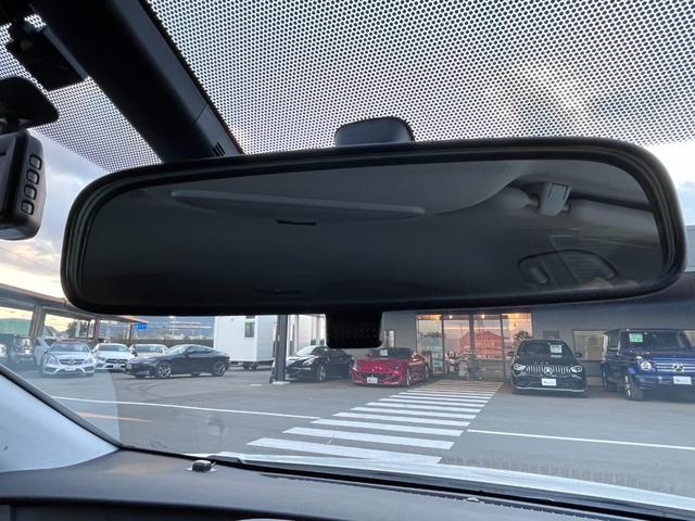 プリウス Ｓツーリングセレクション　ナビ・バックモニター・９インチＴＶキャンセラー・ドラレコ・ＥＴＣ・レーダー・革シート・カメラ・シートヒーター・１７インチ純正アルミホイール・モデリスタエアロ（26枚目）