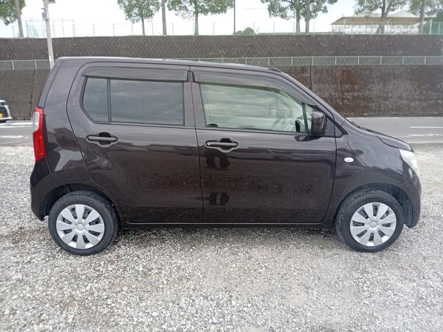 ワゴンR FA ETC キーレスエントリー 電動格納ミラー ベンチシート CVT 盗難防止システム ABS CD ミュージックプレイヤー接続可 アルミホイール 衝突安全ボディ エアコン パワーステアリング(13枚目)