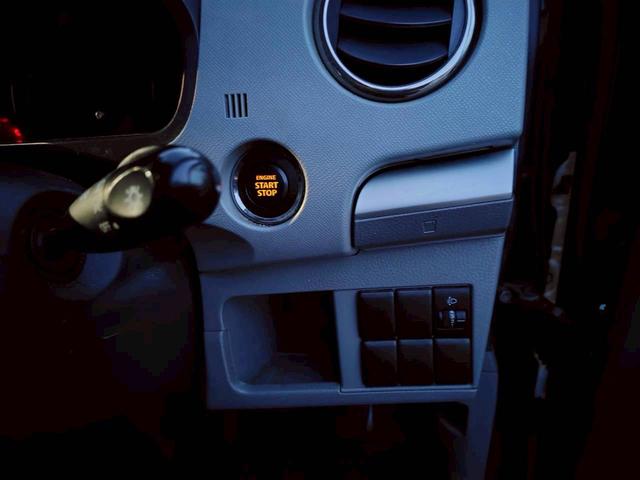 ワゴンR FXリミテッドII 車検令和9年2月25日/ナビ/ワンセグ/純正アルミホイール/ETC/エンジンプッシュスタート/スマートキー/タイミングチェーン(12枚目)