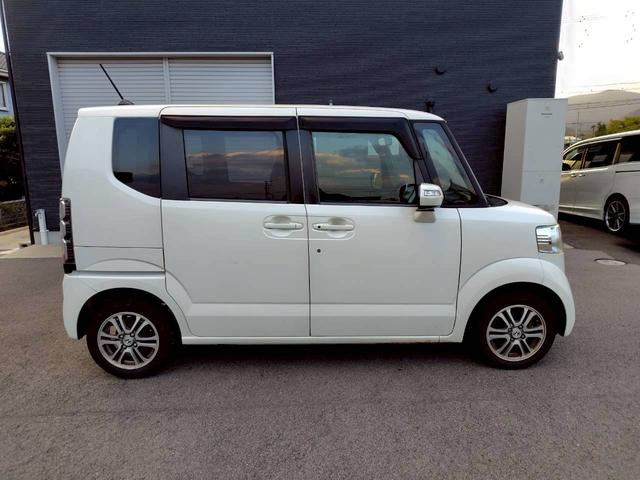Ｎ－ＢＯＸ Ｇ・Ｌパッケージ　４ナンバー／貨物登録／乗車定員２名／最大積載量２００キロ／エンジンプッシュスタート／スマートキー／ＥＴＣ／地デジ／ナビ／バックカメラ／Ｂｌｕｅｔｏｏｔｈ／左側パワースライドドア／ＬＥＤヘッドライト／純（4枚目）