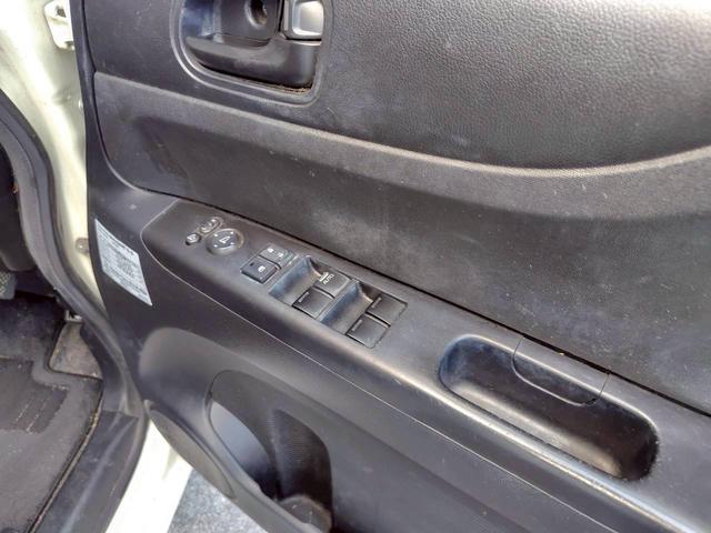 Ｎ－ＢＯＸ Ｇ・Ｌパッケージ　４ナンバー／貨物登録／乗車定員２名／最大積載量２００キロ／エンジンプッシュスタート／スマートキー／ＥＴＣ／地デジ／ナビ／バックカメラ／Ｂｌｕｅｔｏｏｔｈ／左側パワースライドドア／ＬＥＤヘッドライト／純（12枚目）