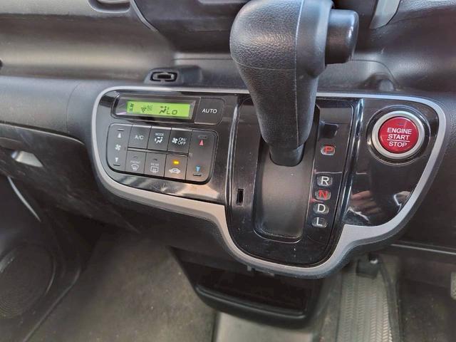 Ｎ－ＢＯＸ Ｇ・Ｌパッケージ　４ナンバー／貨物登録／乗車定員２名／最大積載量２００キロ／エンジンプッシュスタート／スマートキー／ＥＴＣ／地デジ／ナビ／バックカメラ／Ｂｌｕｅｔｏｏｔｈ／左側パワースライドドア／ＬＥＤヘッドライト／純（19枚目）