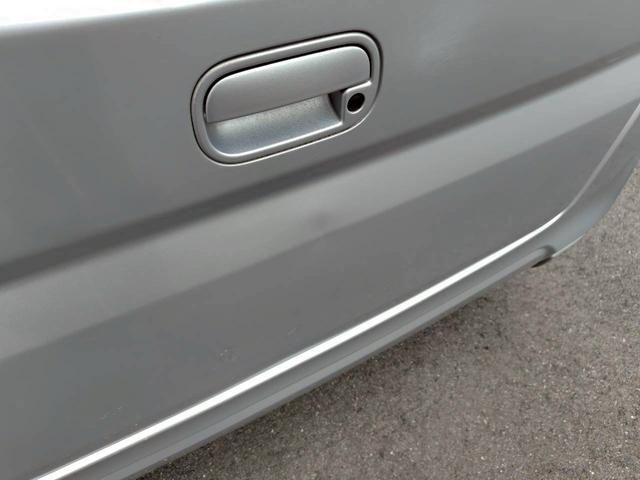 N-BOX G・Lパッケージ 左側パワースライドドア/衝突軽減ブレーキ/エンジンプッシュスタート/スマートキー/タイミングチェーン/純正アルミホイール/CD(11枚目)