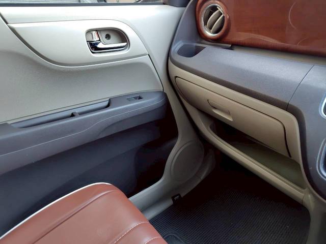 N-ONE G・Lパッケージ エンジンプッシュスタート/スマートキー/ナビ/バックカメラ/CD/HID/タイミングチェーン(19枚目)