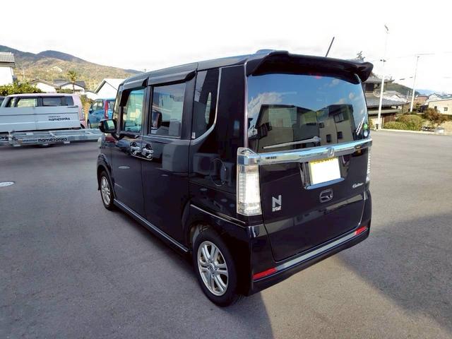 Ｎ－ＢＯＸカスタム Ｇ・Ｌパッケージ　車検令和９年６月１９日／左側パワースライドドア／エンジンプッシュスタート／スマートキー／ＨＩＤ／ＤＶＤオーディオ／ＵＳＢ／バックカメラ／タイミングチェーン／純正アルミホイール（6枚目）