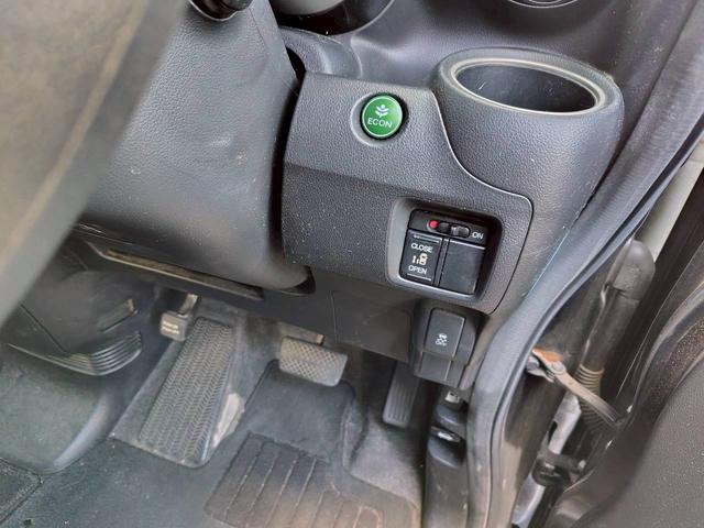 Ｎ－ＢＯＸカスタム Ｇ・Ｌパッケージ　車検令和９年６月１９日／左側パワースライドドア／エンジンプッシュスタート／スマートキー／ＨＩＤ／ＤＶＤオーディオ／ＵＳＢ／バックカメラ／タイミングチェーン／純正アルミホイール（10枚目）