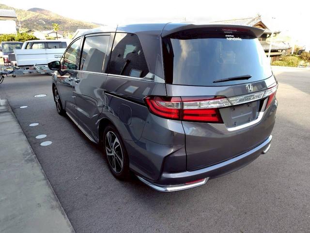 オデッセイ アブソルート　エンジンプッシュスタート／スマートキー／衝突軽減ブレーキ／地デジ／ナビ／バックカメラ／両側パワースライドドア／フリップダウンモニター／タイミングチェーン／ＨＩＤ／ＥＴＣ（6枚目）