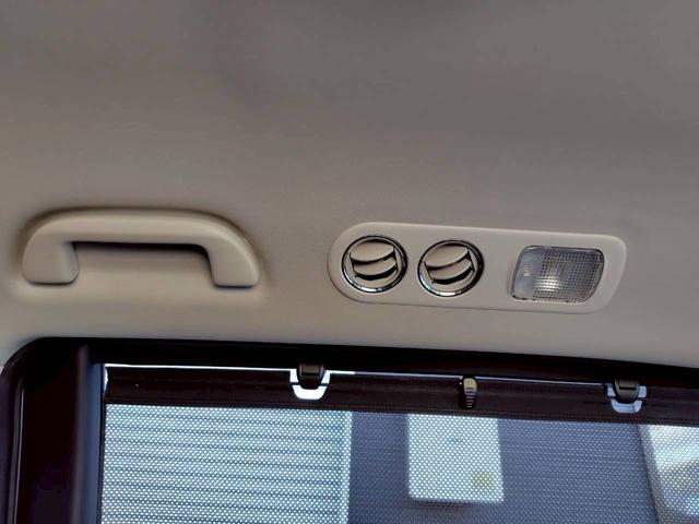 オデッセイ アブソルート　エンジンプッシュスタート／スマートキー／衝突軽減ブレーキ／地デジ／ナビ／バックカメラ／両側パワースライドドア／フリップダウンモニター／タイミングチェーン／ＨＩＤ／ＥＴＣ（28枚目）