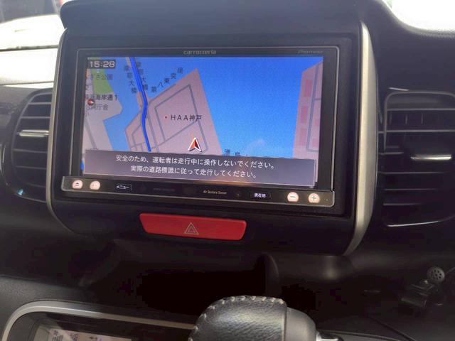 Ｎ－ＢＯＸカスタム Ｇ　ＳＳパッケージ　車検令和８年６月２９日／エンジンプッシュスタート／スマートキー／タイミングチェーン／両側パワースライドドア／地デジ／ナビ／Ｂｌｕｅｔｏｏｔｈ／バックカメラ／ＥＴＣ／ＨＩＤ／純正アルミホイール／ドライブ（19枚目）