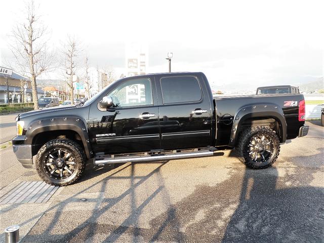 SLE 6人乗り 4WD Z71 オートチェックレポート有り(3枚目)