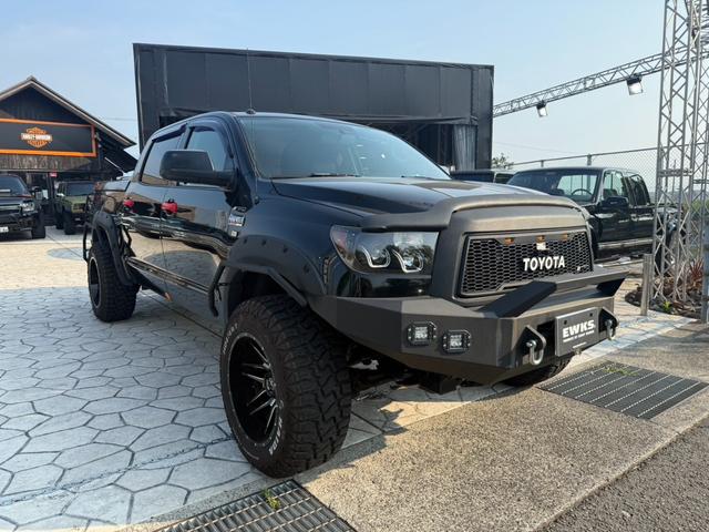 タンドラ クルーマックス　ＴＲＤパッケージ　４ＷＤ　Ｖ８　５７００ｃｃ（7枚目）