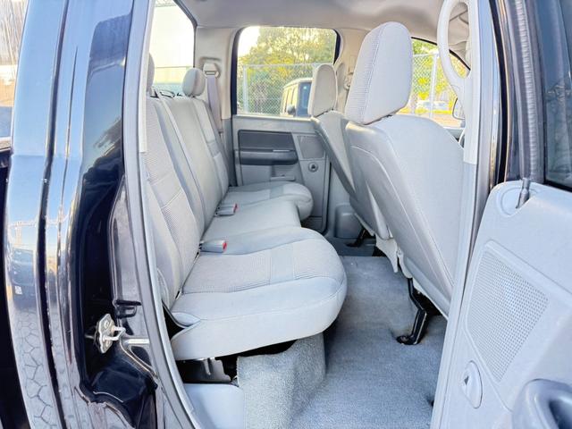 ダッジ・ラム クワッドキャブ　４ＷＤ　貨物ナンバー　自動車税１６０００円　ベッドライナー（28枚目）