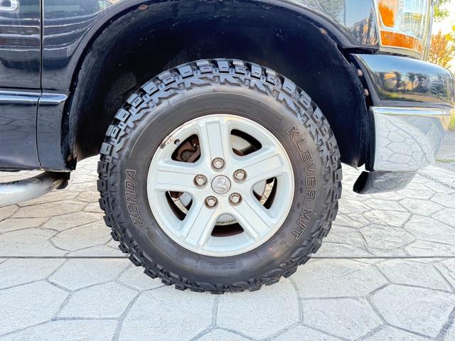 ダッジ・ラム クワッドキャブ　４ＷＤ　貨物ナンバー　自動車税１６０００円　ベッドライナー（30枚目）
