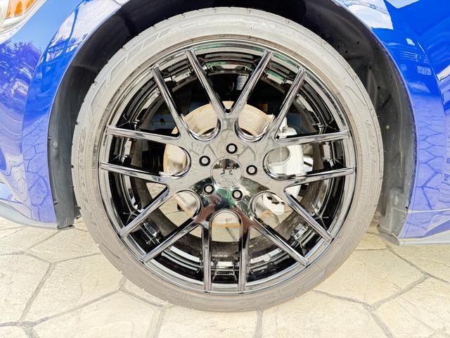 FORD MUSTANG 50 YEARS EDITION