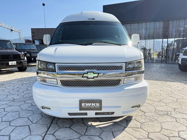 シボレーエクスプレス ベースグレード スタークラフト 4WD 後期ルック ミッション積替済み(8枚目)