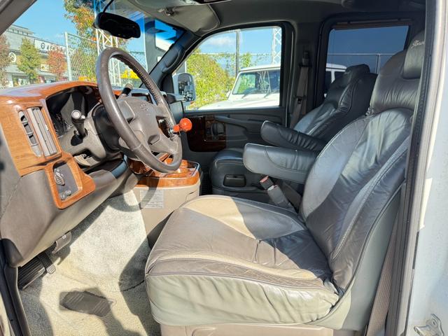 シボレーエクスプレス ベースグレード スタークラフト 4WD 後期ルック ミッション積替済み(19枚目)