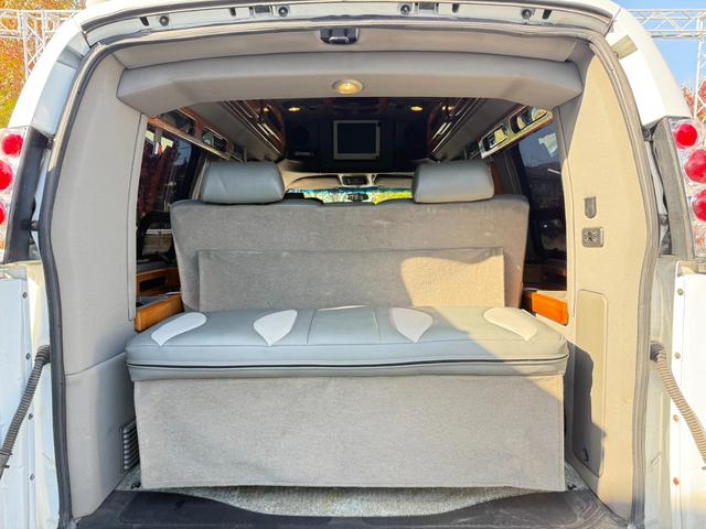 シボレーエクスプレス ベースグレード スタークラフト 4WD 後期ルック ミッション積替済み(33枚目)