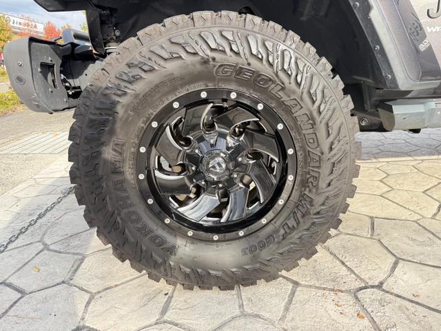 ジープ・ラングラーアンリミテッド サハラ　ＦＯＸ足廻り　ＷＨＡ－Ｃ電動ステップ　ＷＨＡ－Ｃワイドボディ　ルビコングリル（39枚目）