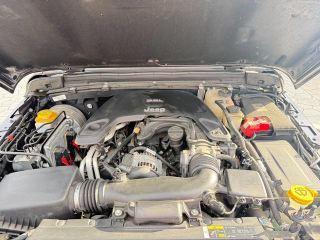 ジープ・ラングラーアンリミテッド サハラ　ＦＯＸ足廻り　ＷＨＡ－Ｃ電動ステップ　ＷＨＡ－Ｃワイドボディ　ルビコングリル（46枚目）