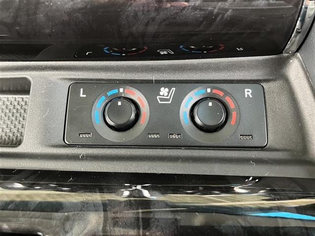 運転席/助手席シートヒーター&ベンチレーション