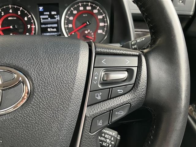 ステアリングスイッチ右