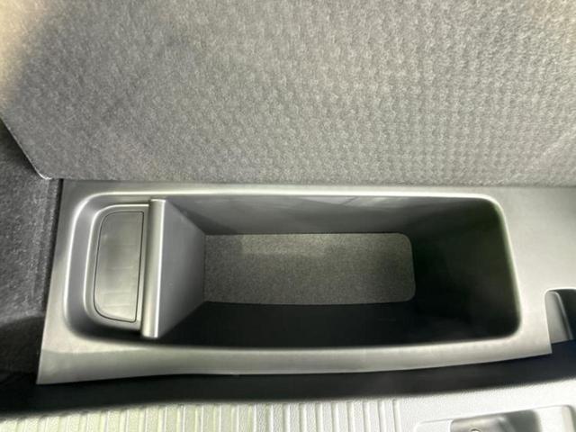 ヴェゼル ハイブリッドＺ・ホンダセンシング　純正　８インチ　ＳＤナビ／衝突安全装置／シートヒーター／車線逸脱防止支援システム／シート　ハーフレザー／ヘッドランプ　ＬＥＤ／ＥＴＣ／ＥＢＤ付ＡＢＳ／横滑り防止装置／アイドリングストップ　バックカメラ（24枚目）