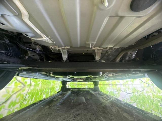 お車に合わせて無料保証以外にも、保証範囲、期間、距離を拡充させた有料保証もご用意しております！中古車の購入が初めてで不安・・・というお客様もご安心ください！