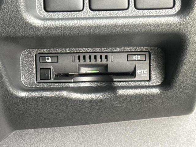 ハイエースバン ４ＷＤロングスーパーＧＬダークプライム２　保証書／純正　ＳＤナビ／デジタルインナーミラー／衝突安全装置／両側電動スライドドア／車線逸脱防止支援システム／シート　ハーフレザー／ドライブレコーダー　前後／ヘッドランプ　ＬＥＤ　衝突被害軽減システム（25枚目）