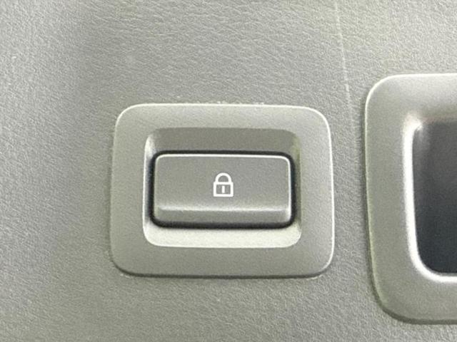 ＭＡＺＤＡ３ファストバック ２０Ｓプロアクティブツーリングセレクション　新品タイヤ／社外エアロ／保証書／純正　ＳＤナビ／衝突安全装置／シートヒーター　前席／３６０°ビューモニター／車線逸脱防止支援システム／ドライブレコーダー　社外／ヘッドランプ　ＬＥＤ／ＵＳＢジャック（26枚目）
