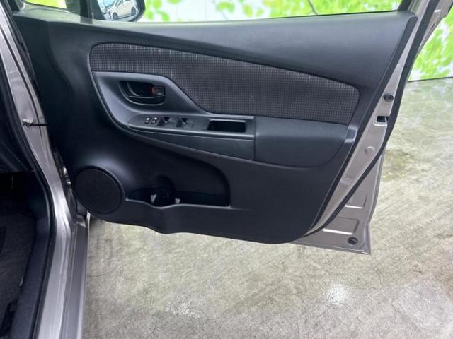 ヴィッツ Ｆ　新品タイヤ／純正　ＳＤナビ／衝突安全装置／ドライブレコーダー　前後／Ｂｌｕｅｔｏｏｔｈ接続／ＥＴＣ／ＥＢＤ付ＡＢＳ／バックモニター／地上波デジタルチューナー／エアバッグ　運転席／エアバッグ　助手席（21枚目）