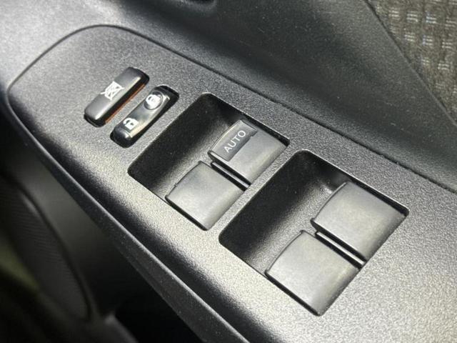 ヴィッツ Ｆ　新品タイヤ／純正　ＳＤナビ／衝突安全装置／ドライブレコーダー　前後／Ｂｌｕｅｔｏｏｔｈ接続／ＥＴＣ／ＥＢＤ付ＡＢＳ／バックモニター／地上波デジタルチューナー／エアバッグ　運転席／エアバッグ　助手席（27枚目）