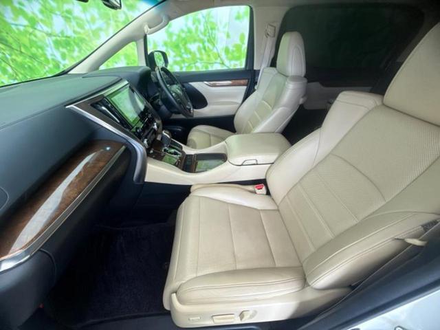 ＷＥＣＡＲＳでは各商談席に大型モニターをご用意しております！見やすい大画面でゆったりと全国の在庫をご覧いただけます！是非ご来店お待ちしております！