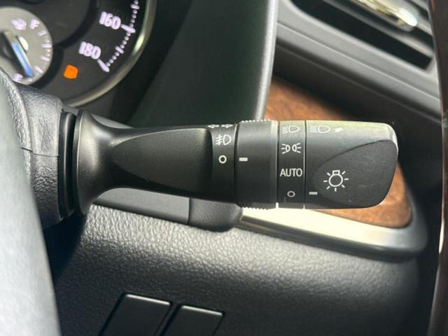 国産車から輸入車まで多様なお客様のニーズのお応えできるように、全国規模で豊富な在庫展開！車のことならＷＥＣＡＲＳへ！