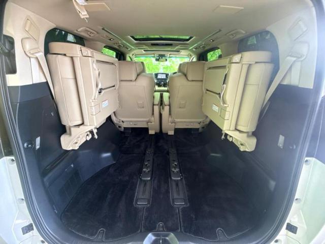 全国に店舗を展開しているのでどこでもお取り寄せが可能です！この車が気になるけど遠方だから・・・と諦める必要はありません！※別途陸送費が必要です。